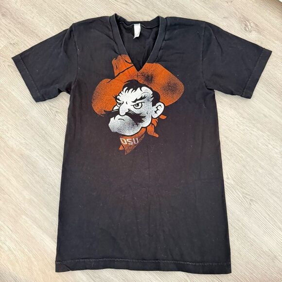 American Apparel Oklahoma State Cowboys Logo Black V-Neck Shirt Size XS - Picture 2 of 5
